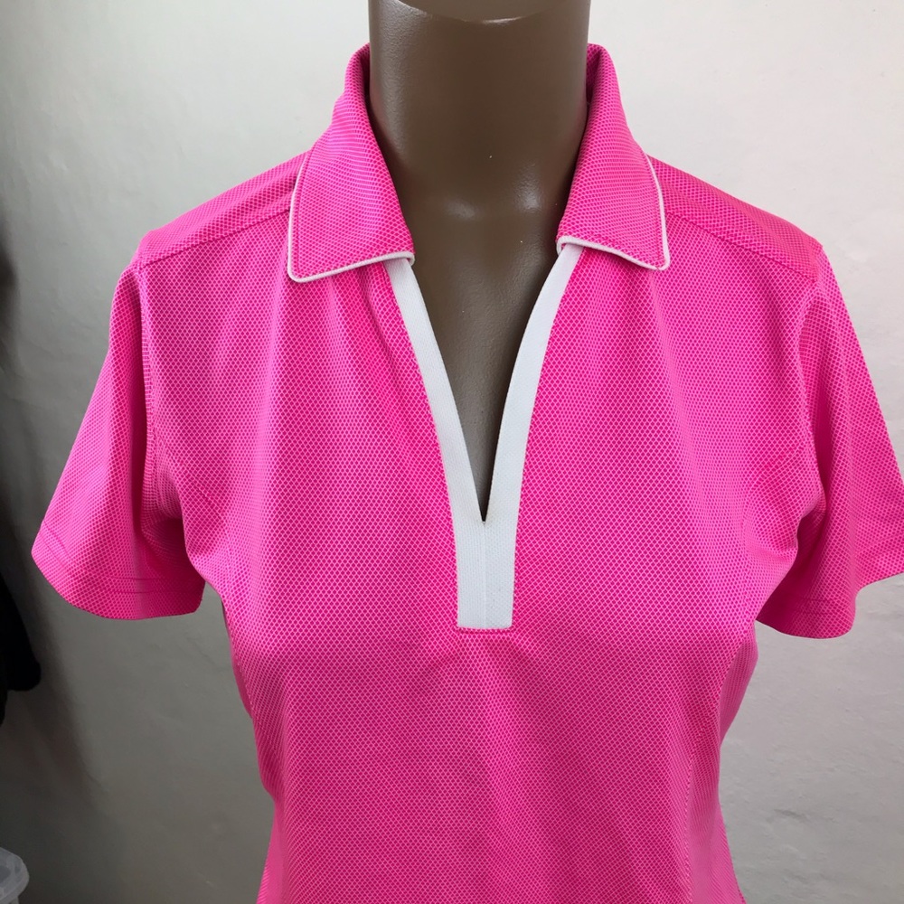 BOLLE Tech TENNIS Golf HOT PINK & White SUMMER TOP